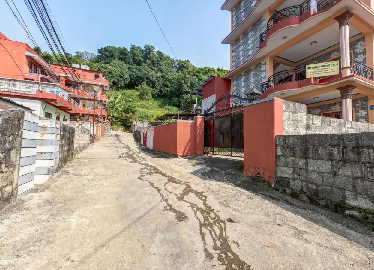 Pokhara Abroad Inn Exteriör bild