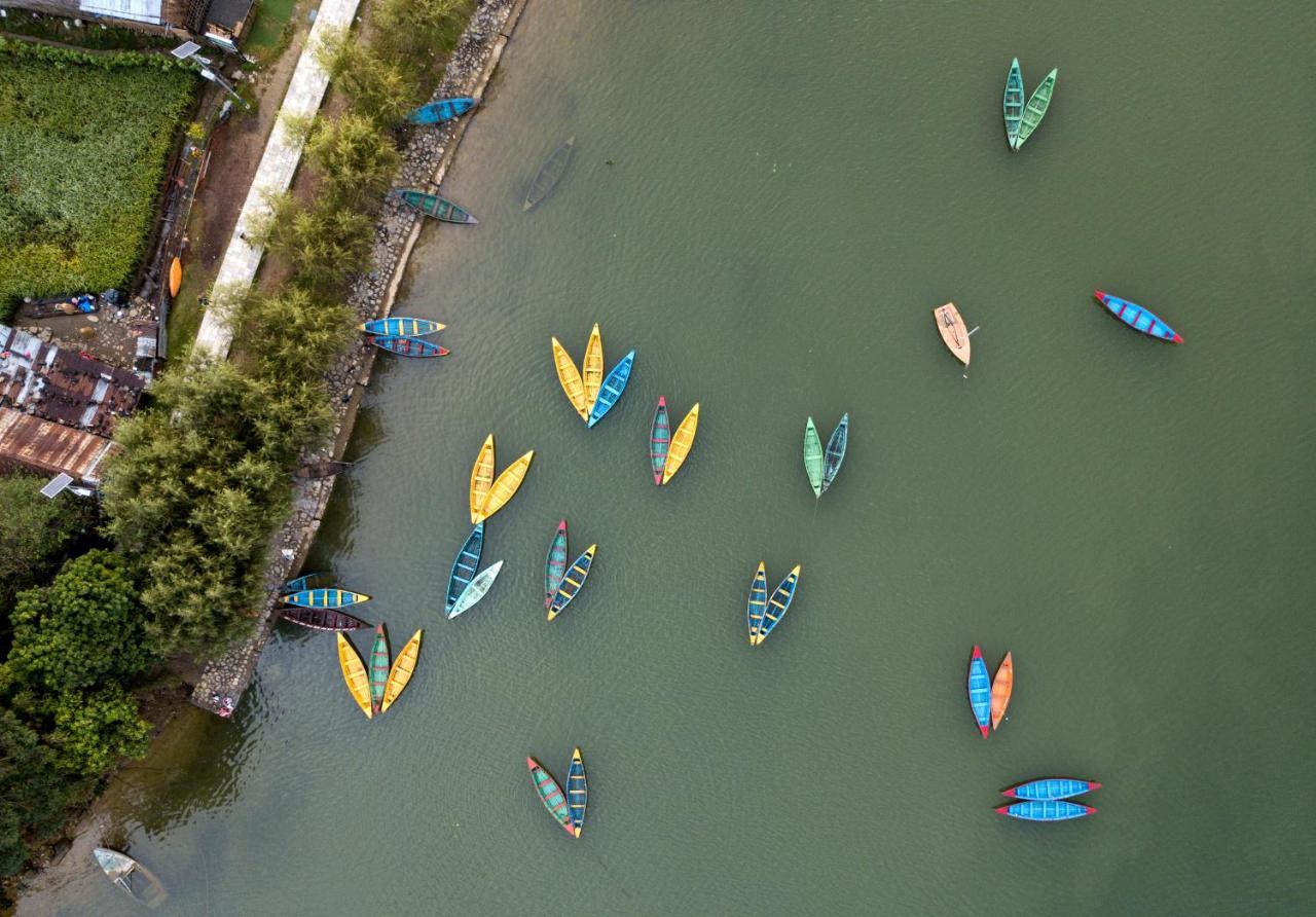 Pokhara Abroad Inn Exteriör bild